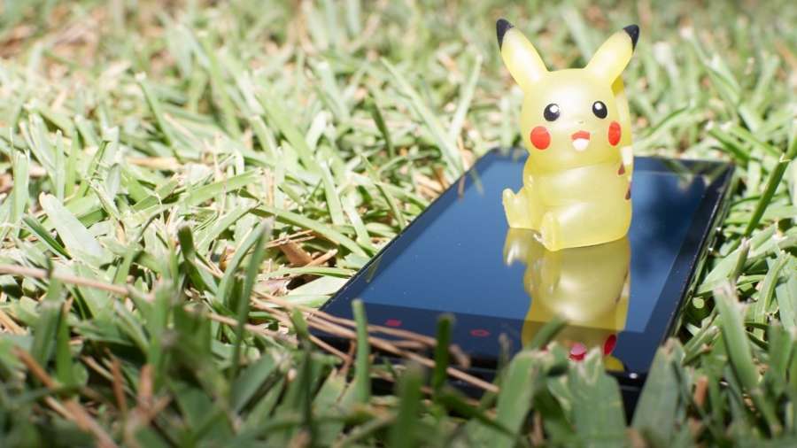 Fold Bitcoin Realtà Aumentata Pokémon su telefono