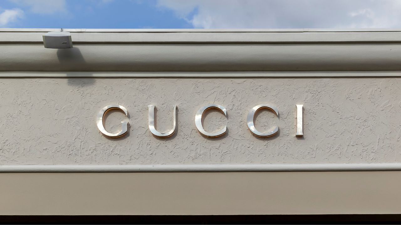 Gucci NFT: il brand di lusso entra nella DAO di SuperRare