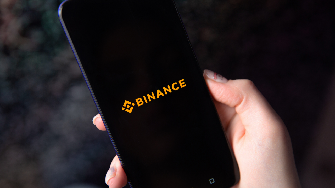 Binance Smart Chain attacked by a hacker, what happened?