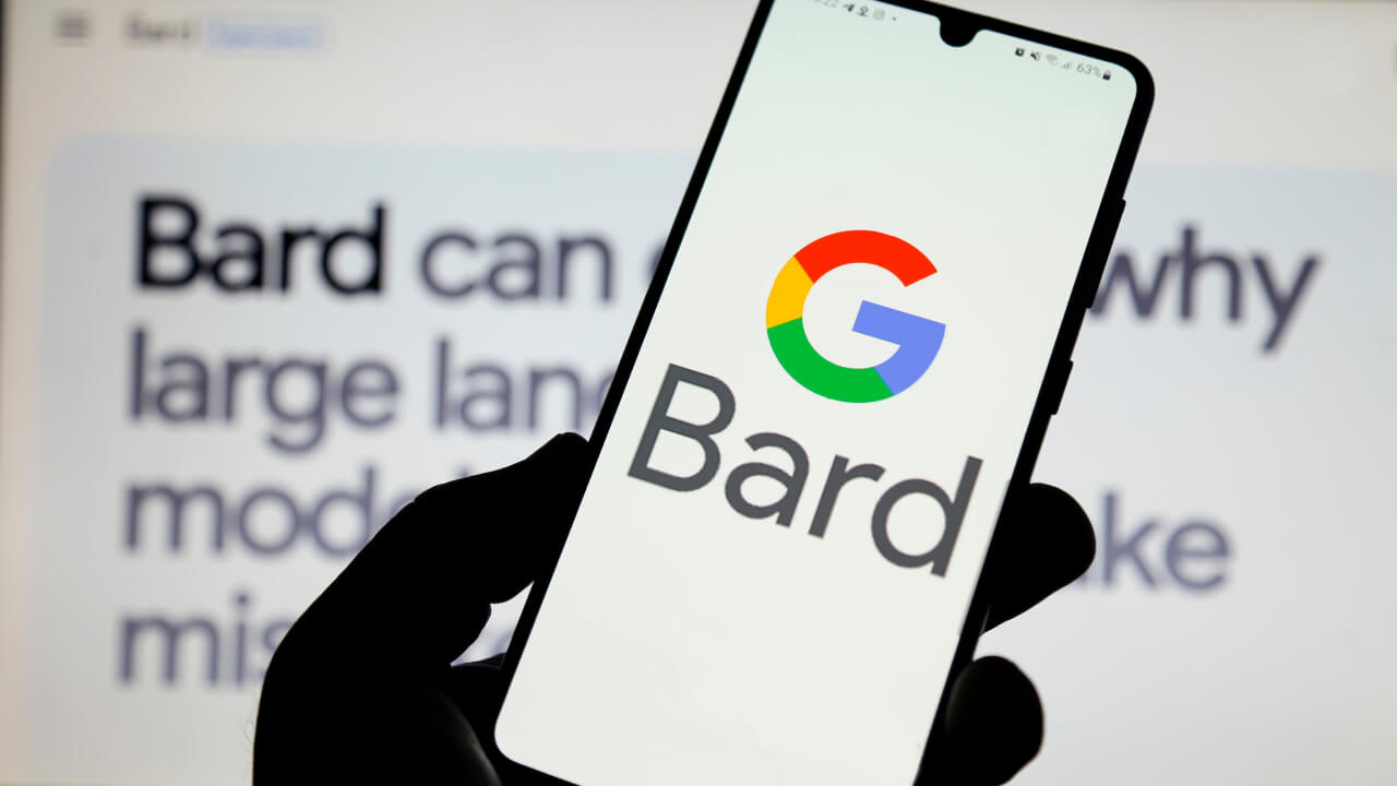 Google Bard: cos’è, come funziona e le differenze con ChatGPT